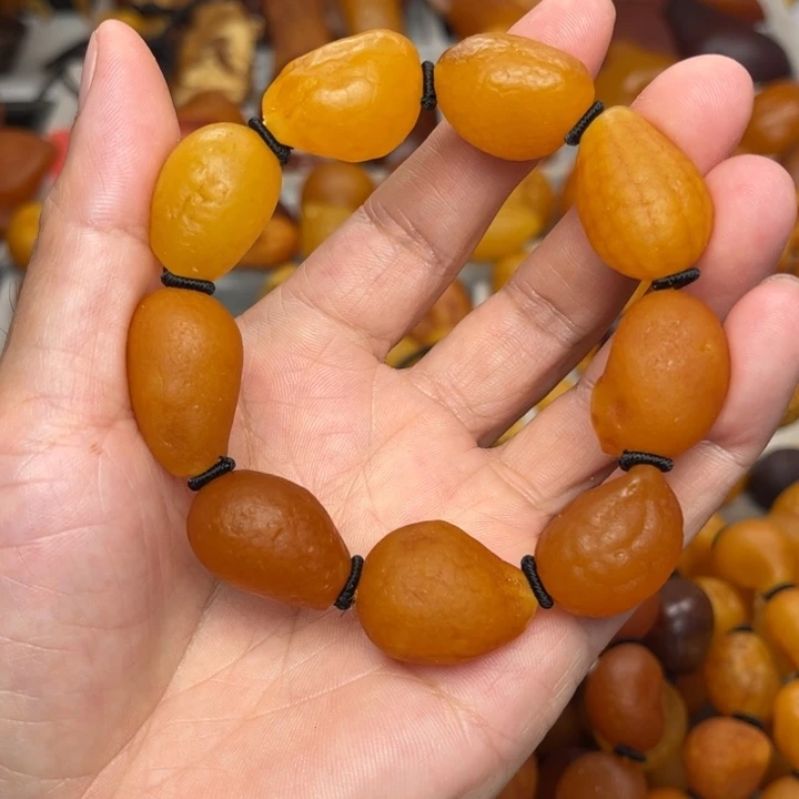 琥珀未镶嵌裸石天然蜜蜡手串