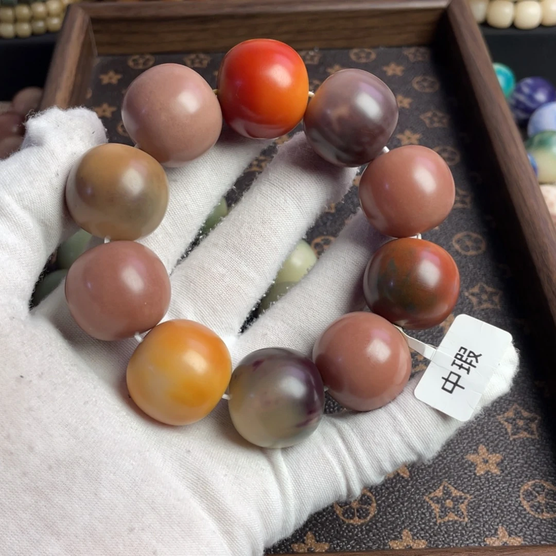 吊坠菩提根/象牙果25，中瑕