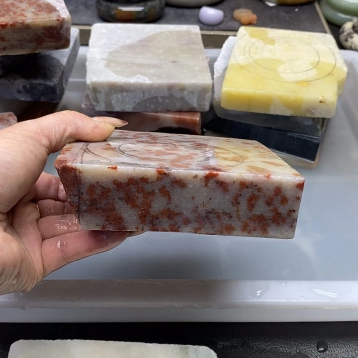 石英岩玉未镶嵌私人定制有色根色线无裂不退换踏雪定制无裂不退换