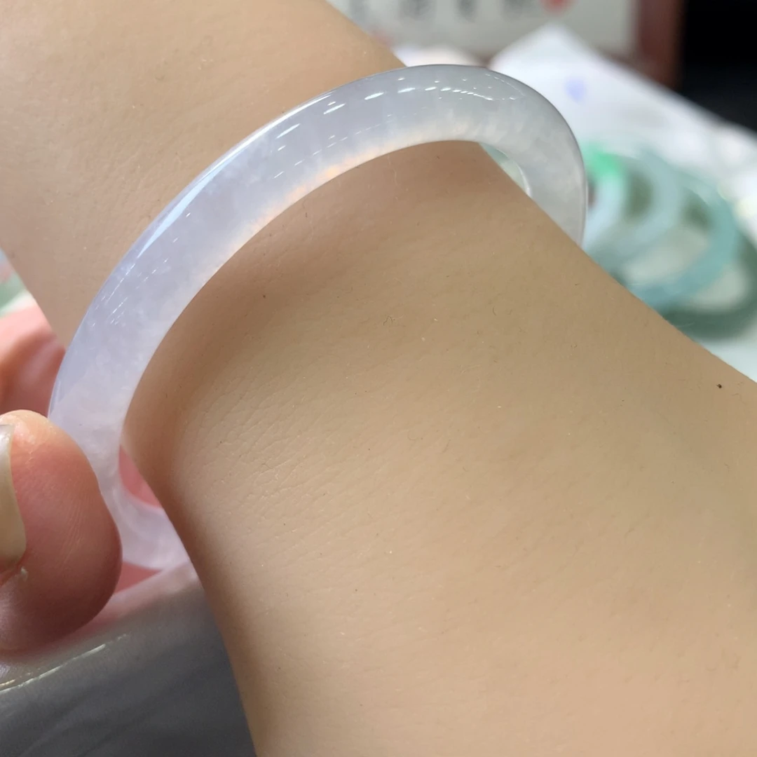 翡翠未镶嵌手镯天然Ａ货翡翠52贵妃