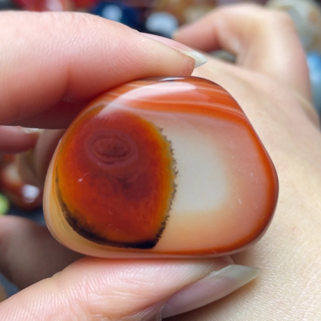玛瑙/玉髓未镶嵌珠宝奇石