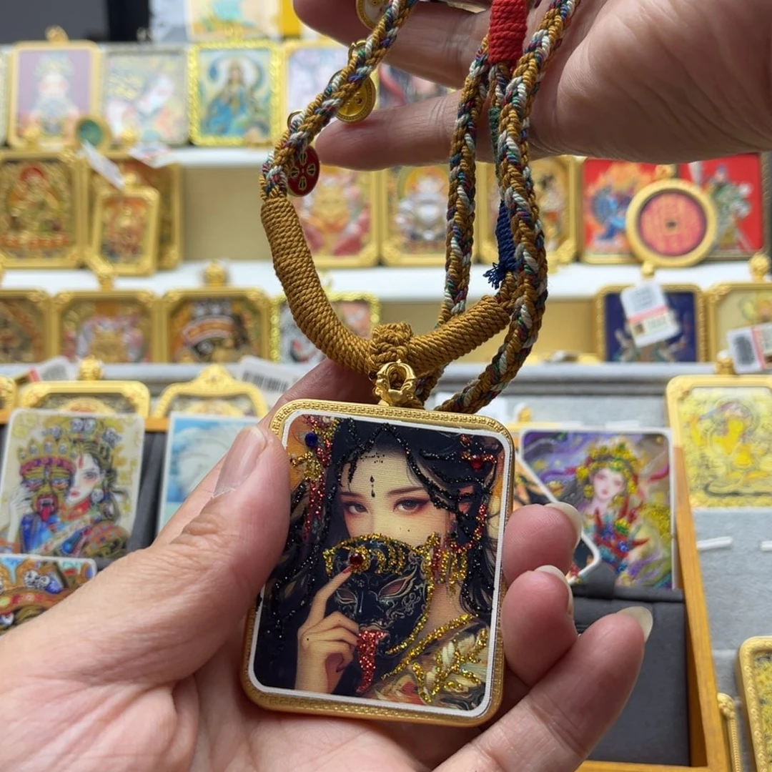 吊坠唐卡的历史悠久的文化