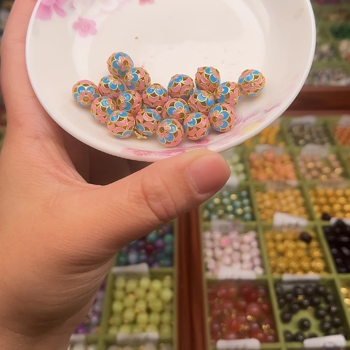 珐琅非遗传承手工圆珠扣