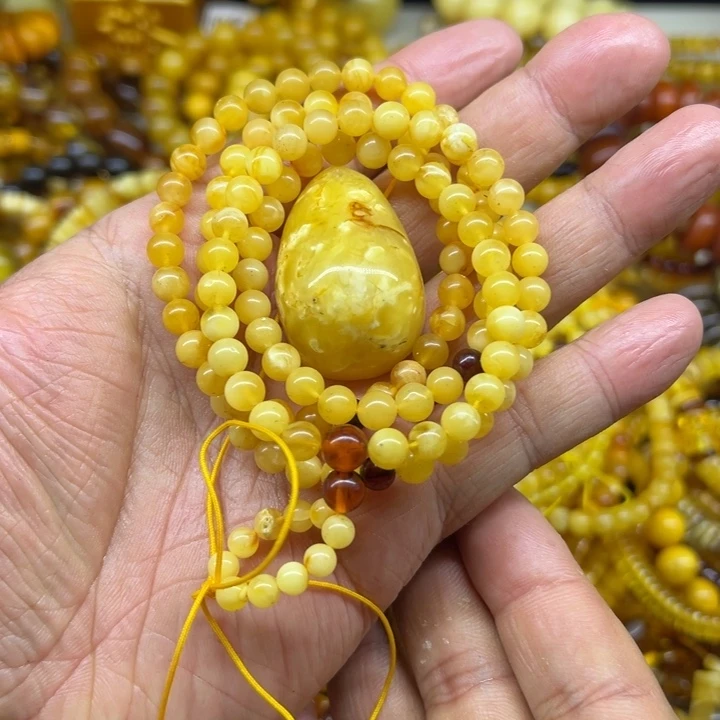 物***休琥珀未镶嵌珠宝奇石