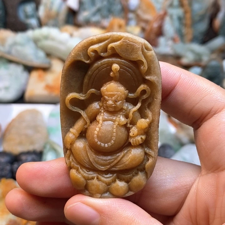 定制翡翠未镶嵌?**下特色