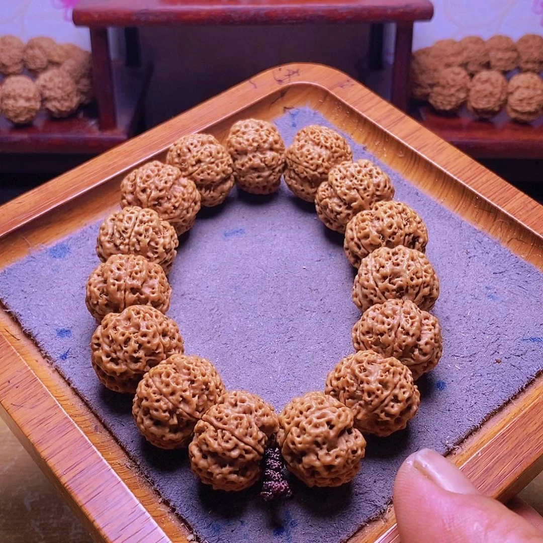 金刚菩提手串小***?老树王款