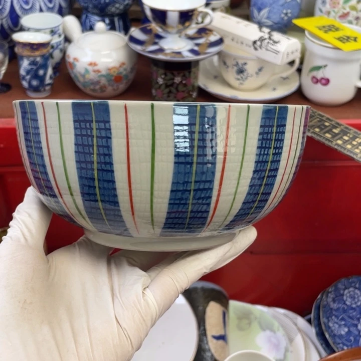 他家瓷器真美…开播了