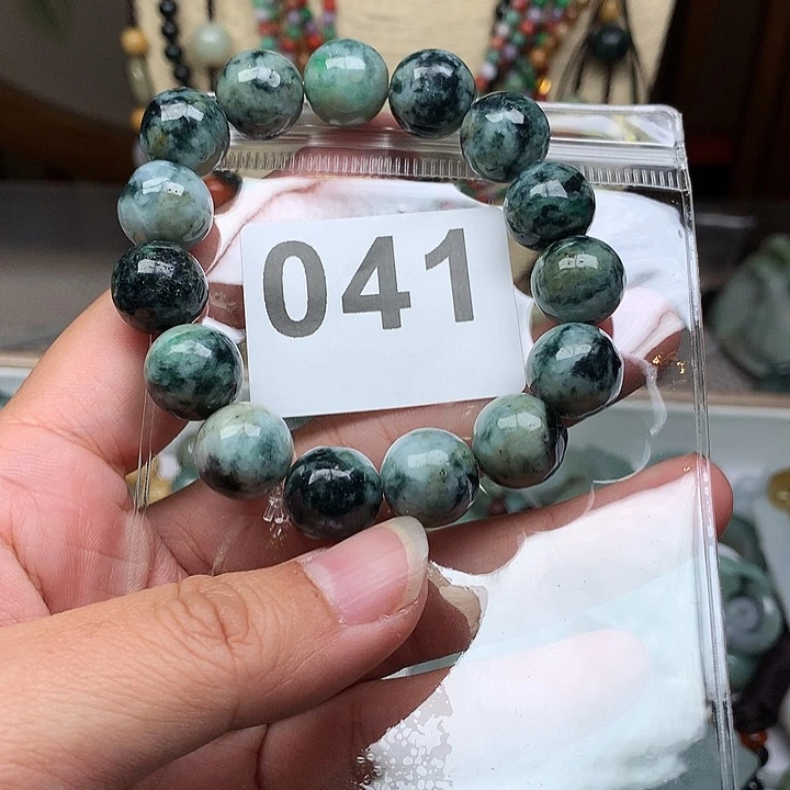 翡翠颈饰未镶嵌仙****8翡翠