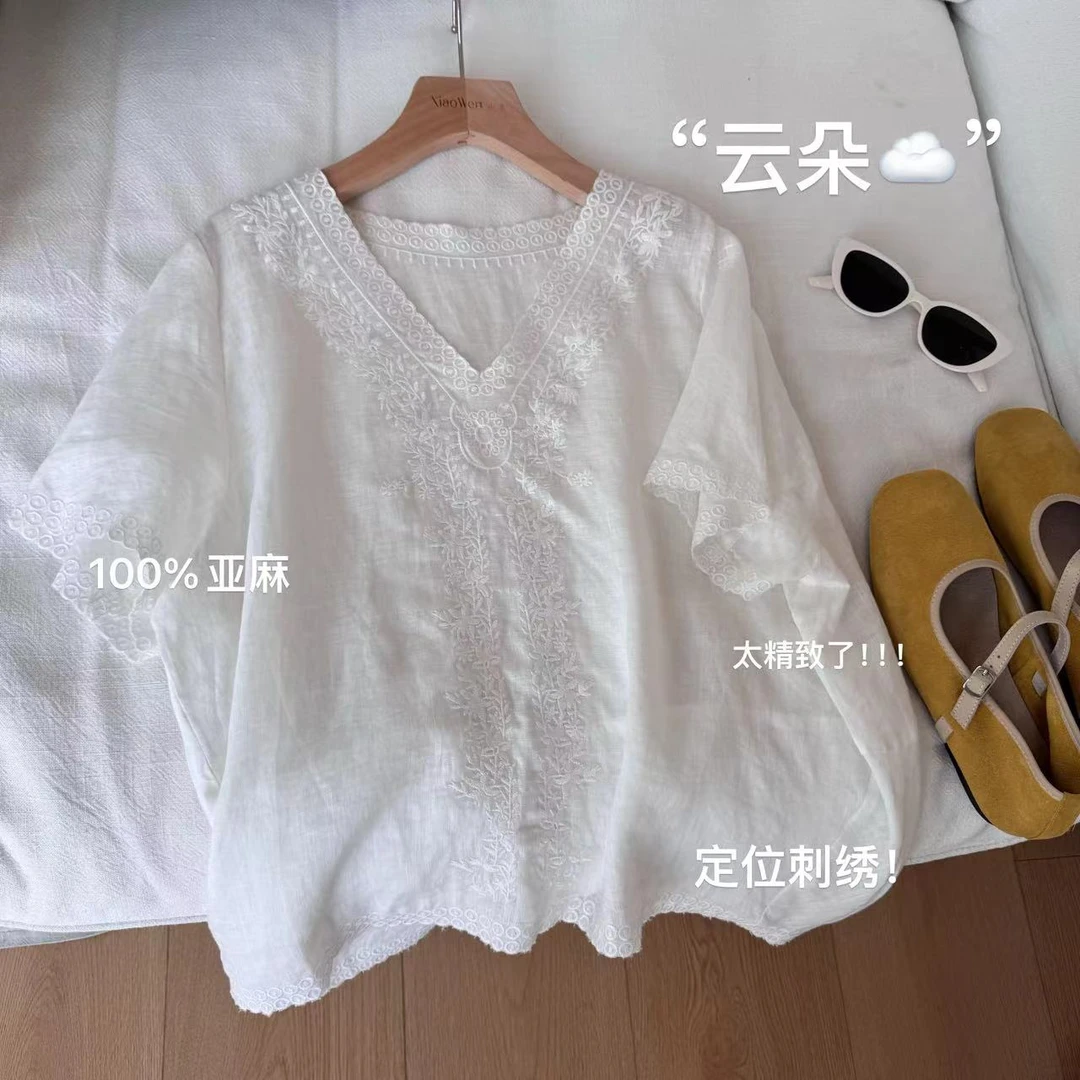 小文姐 W0327-‘云朵’蕾丝V领短袖衬衫女休闲复古法式通勤上衣