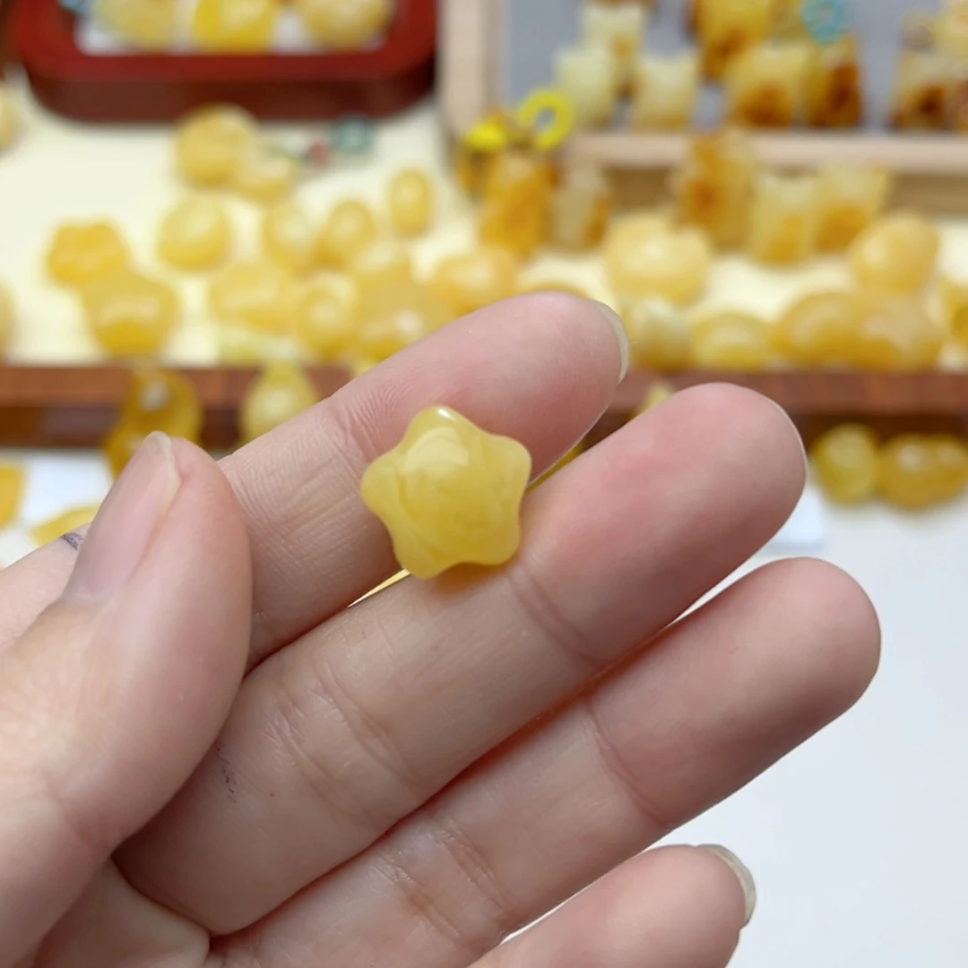 【闪购商品】蜜蜡裸石未镶嵌配饰