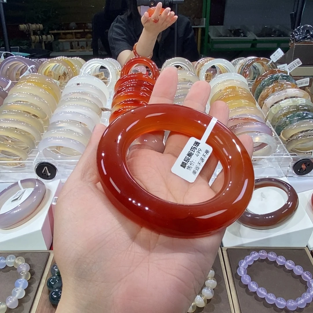 玛瑙/玉髓手镯未镶嵌7****2