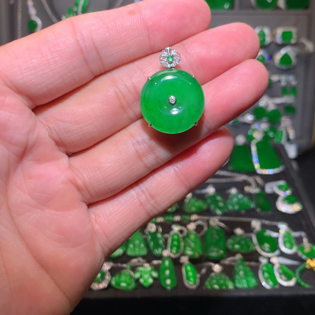 翡翠18K金镶嵌吊坠(不含链)天然翡翠