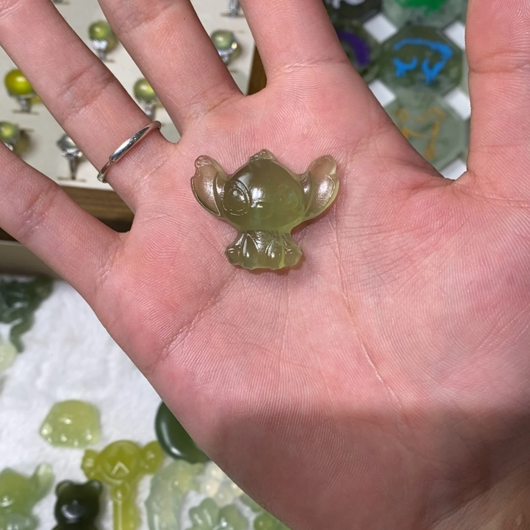 岫玉未镶嵌吊坠(不含链)