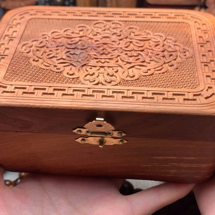 檀香木其他老山檀香首饰盒瑕疵