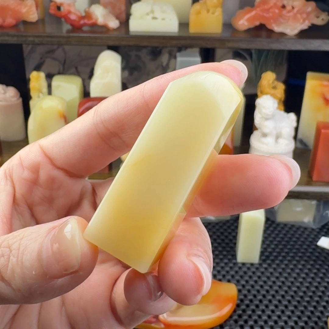 星***尘寿山石印石芙蓉石素章