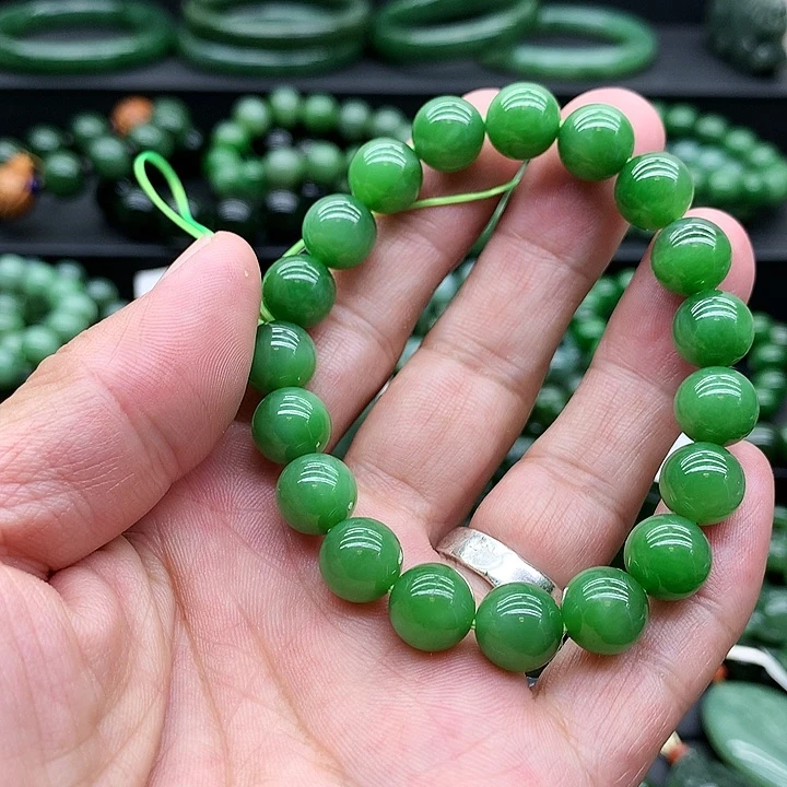 小***子手链未镶嵌和田玉（碧玉）