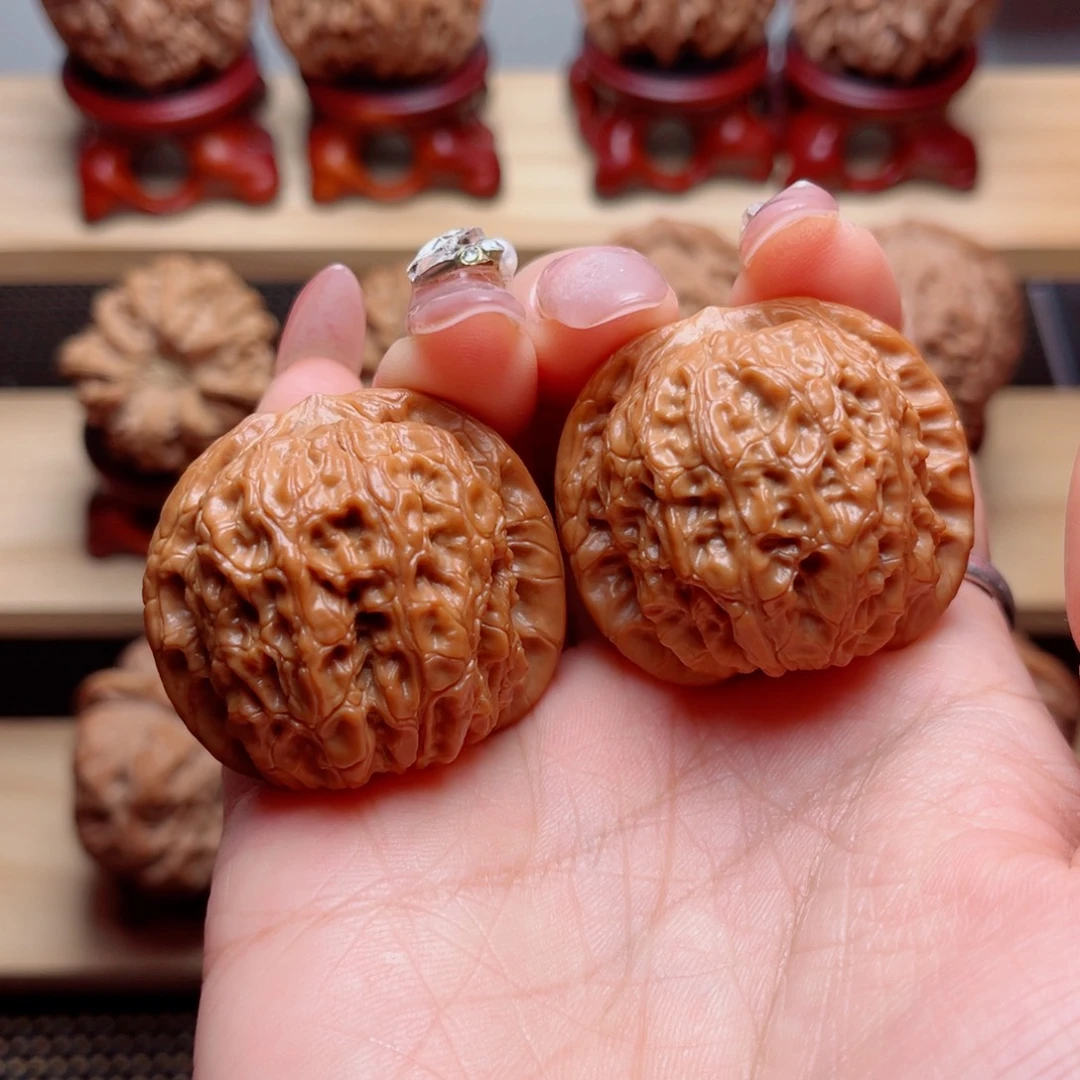 把件文玩核桃血麒麟