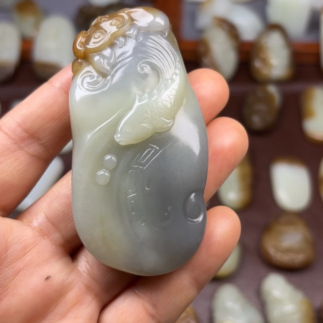 和田玉（糖玉）颈饰未镶嵌