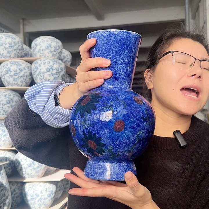 景德镇陶瓷花瓶工厂