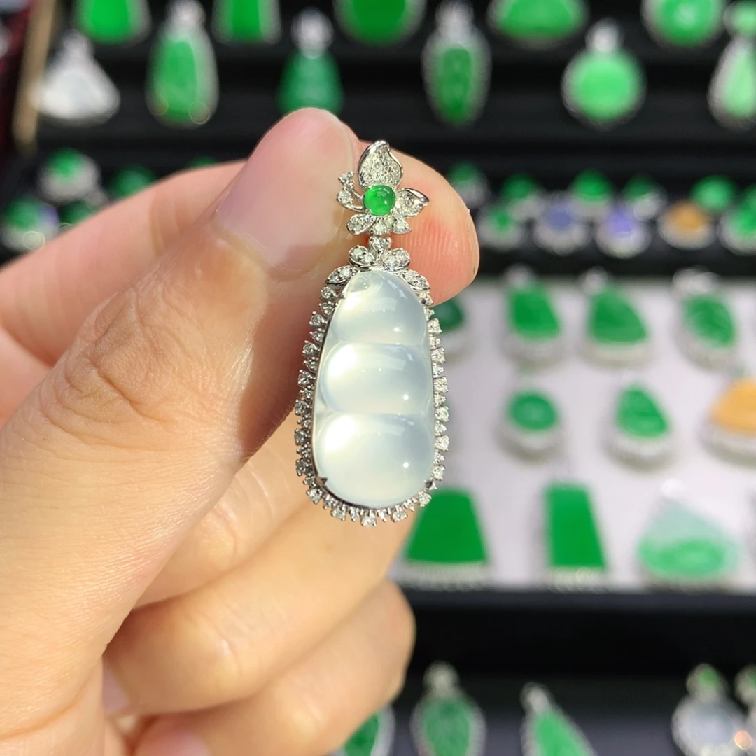 翡翠18K金镶嵌吊坠(不含链)