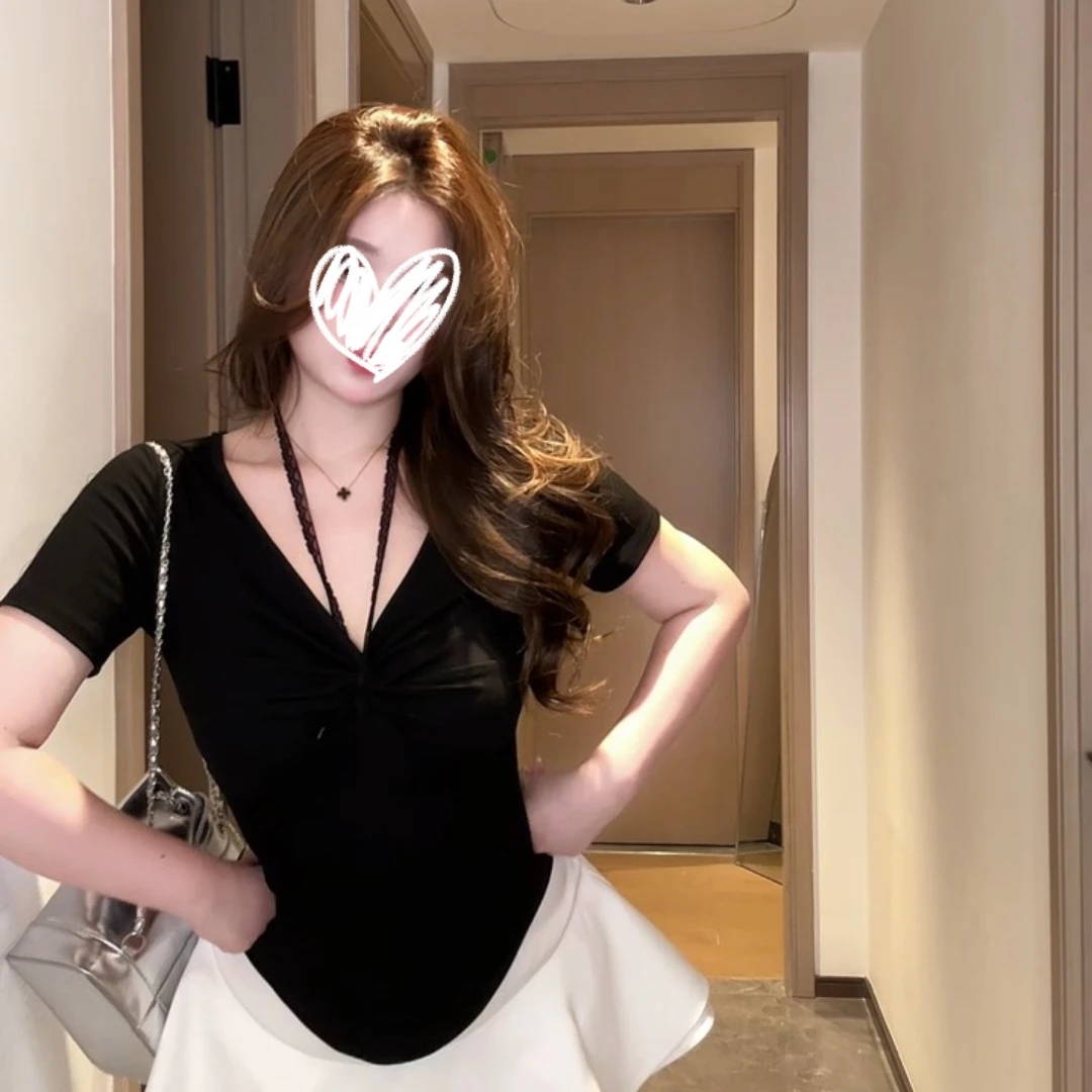 【年中青青】美式性感交叉t恤设计感清纯色辣妹修身纯欲百搭上衣