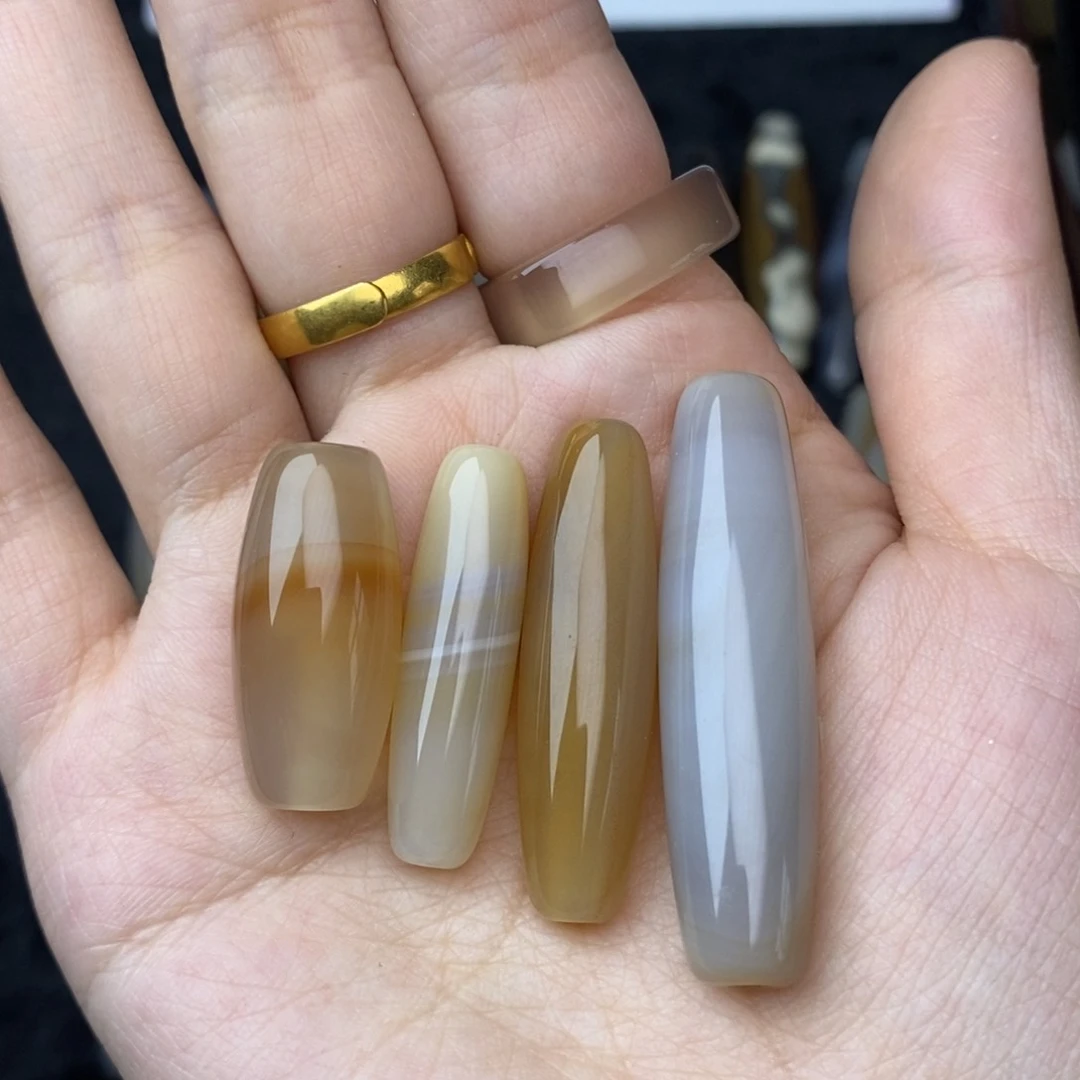 玛瑙/玉髓颈饰未镶嵌锦****！