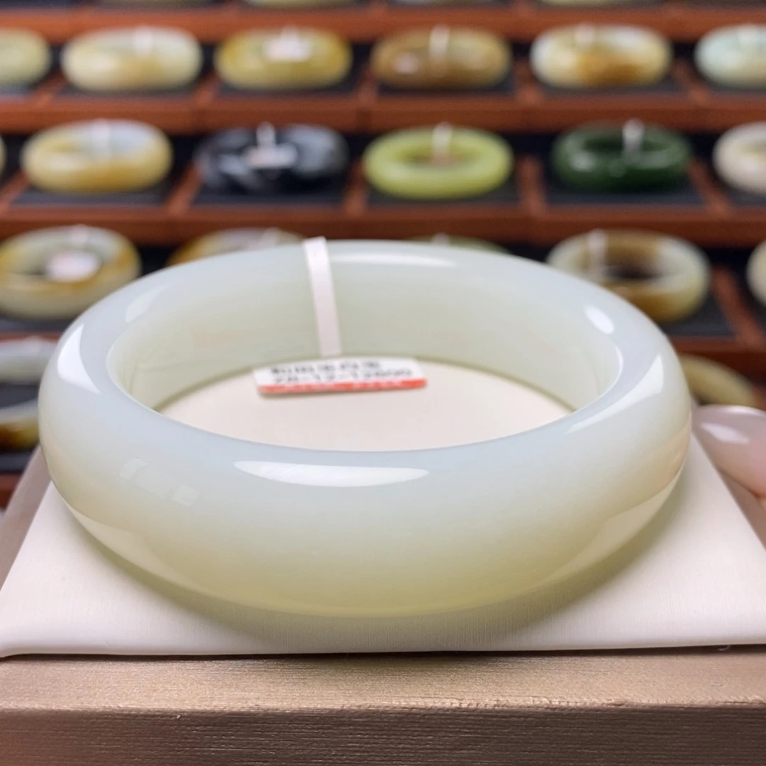 和田玉（白玉）手镯未镶嵌59.5圈