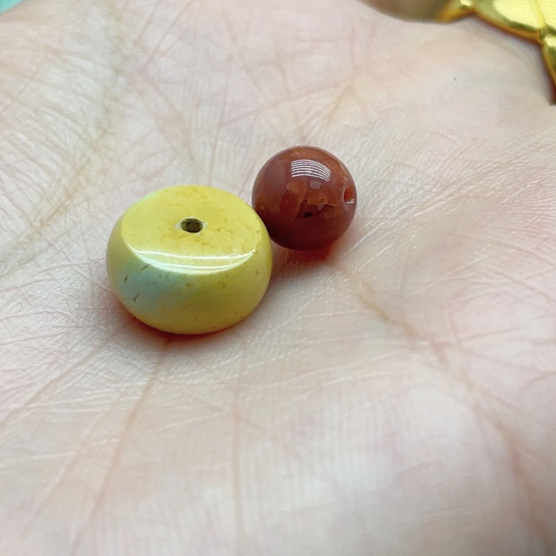 南红玛瑙未镶嵌珠宝奇石