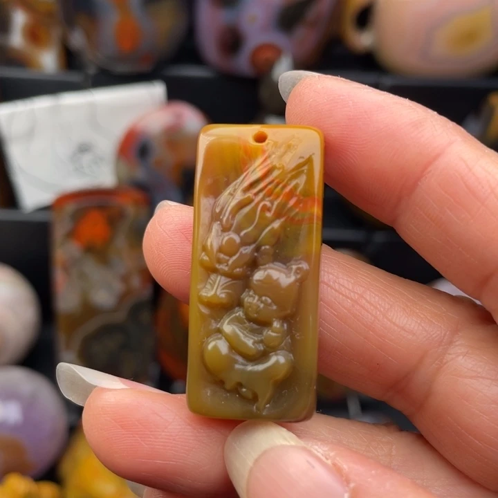玛瑙/玉髓未镶嵌颈饰