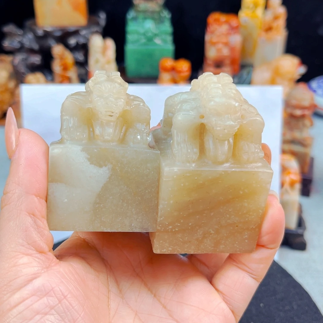 奕***之辽宁石捡漏瑕疵品