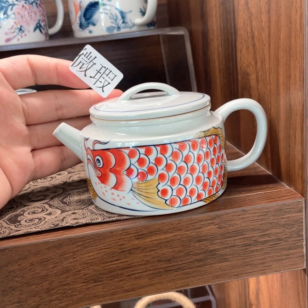 釉下手绘茶具微瑕