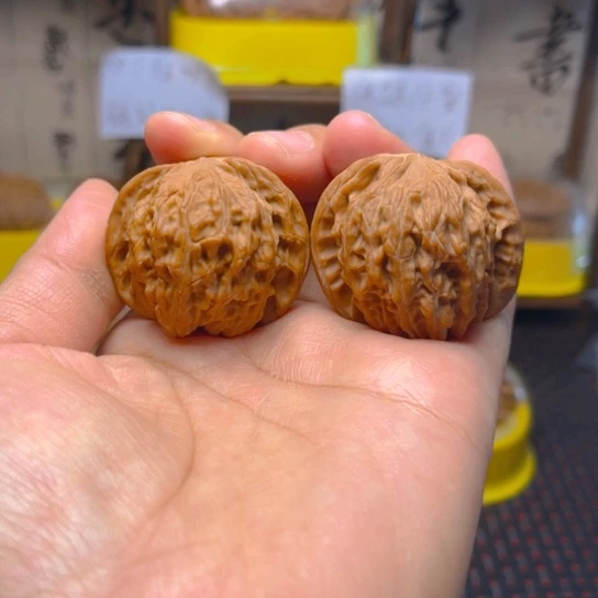 文玩核桃吊坠磨盘