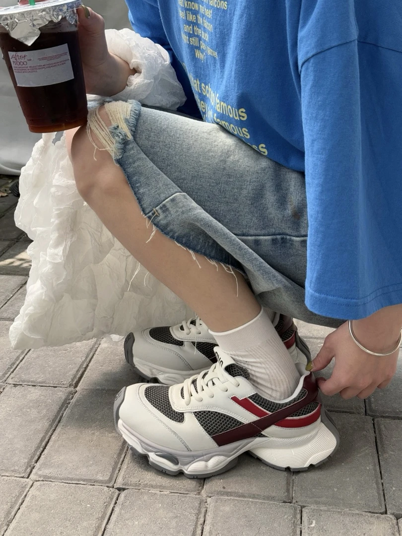 漫斯贝尔松糕厚底真皮网面舒适老爹鞋女2025年春季新款增高拼色鞋