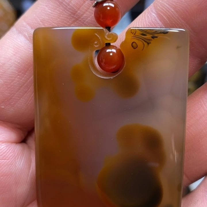 玛瑙/玉髓合金颈饰