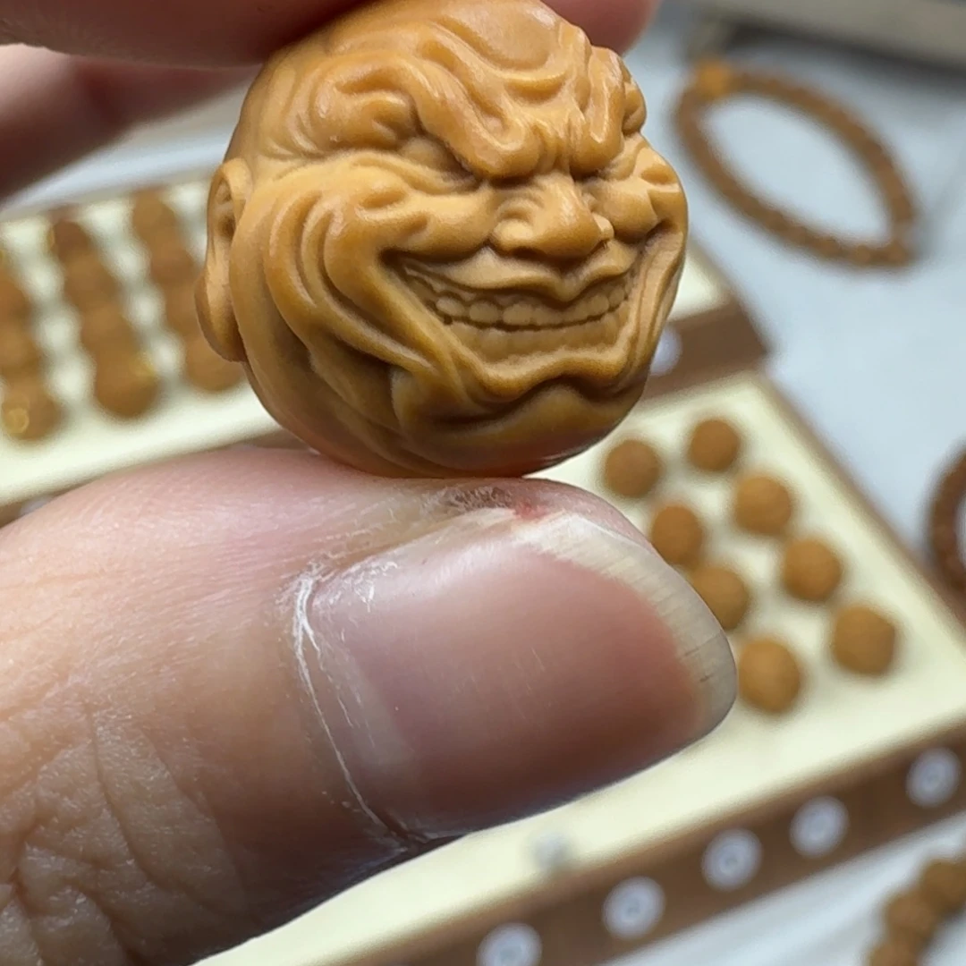 吊坠猴头核桃坏笑恶僧