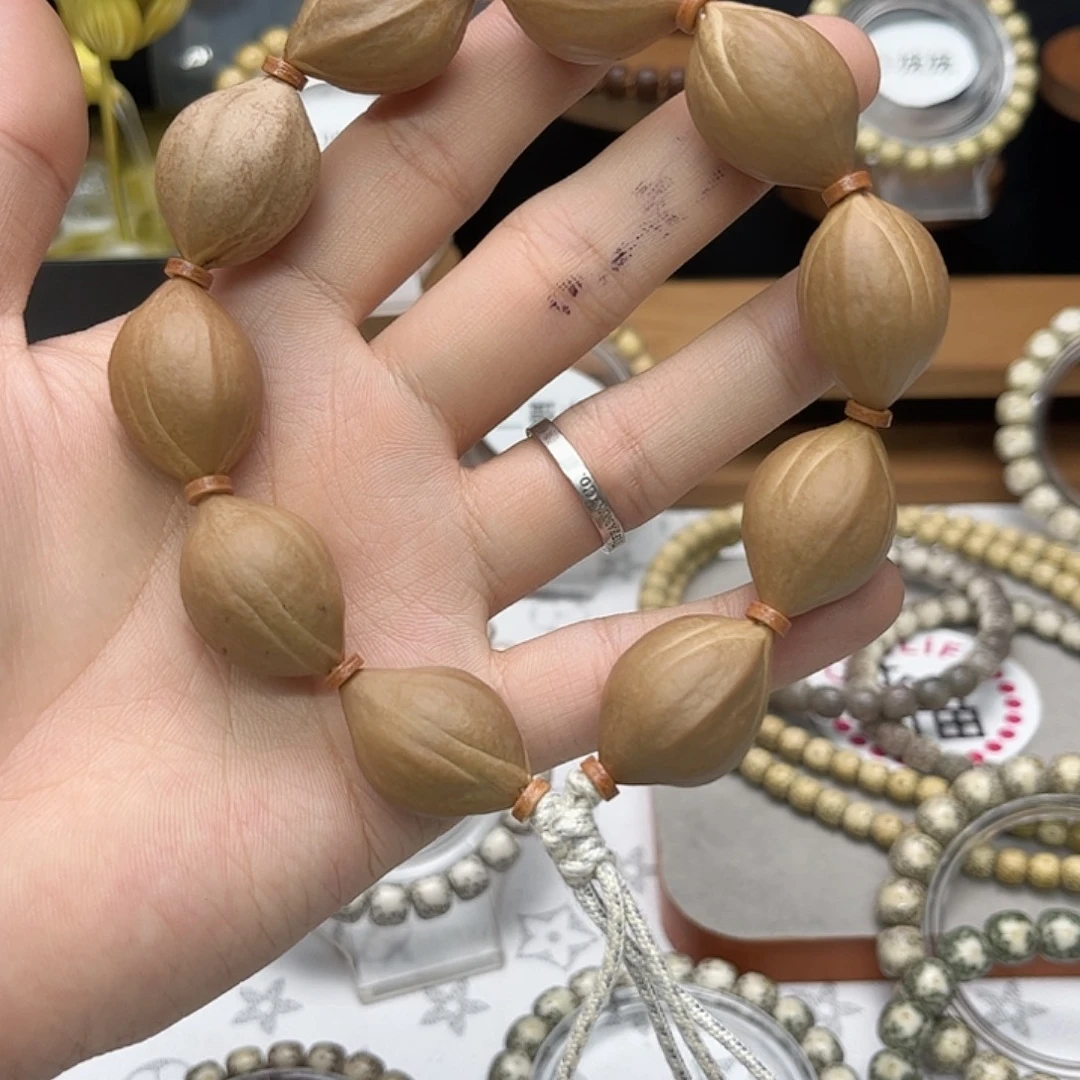 星月菩提吊坠铁核