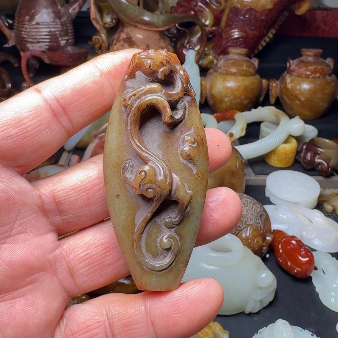 和田玉挂件未镶嵌人**值