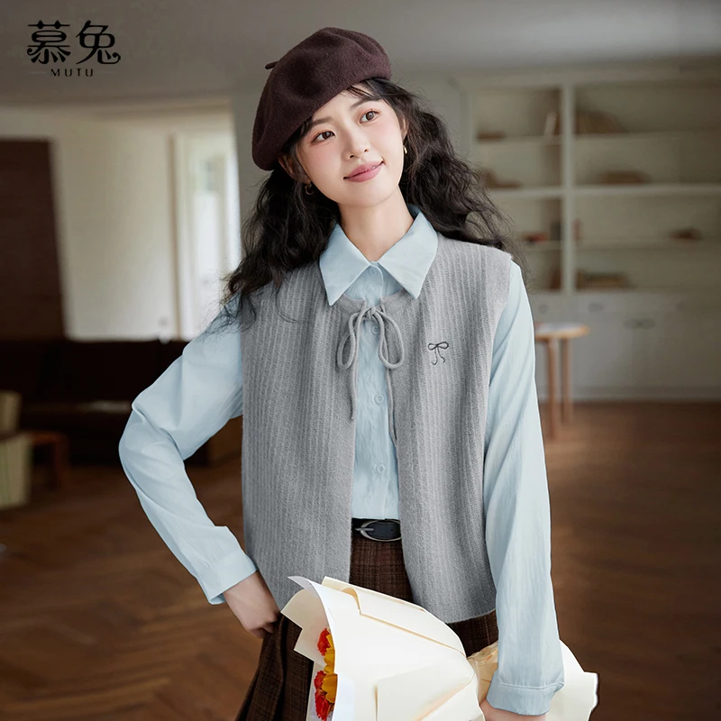 慕兔日系复古文艺风蓝色衬衫女2025春季新款POLO领小个子减龄上衣