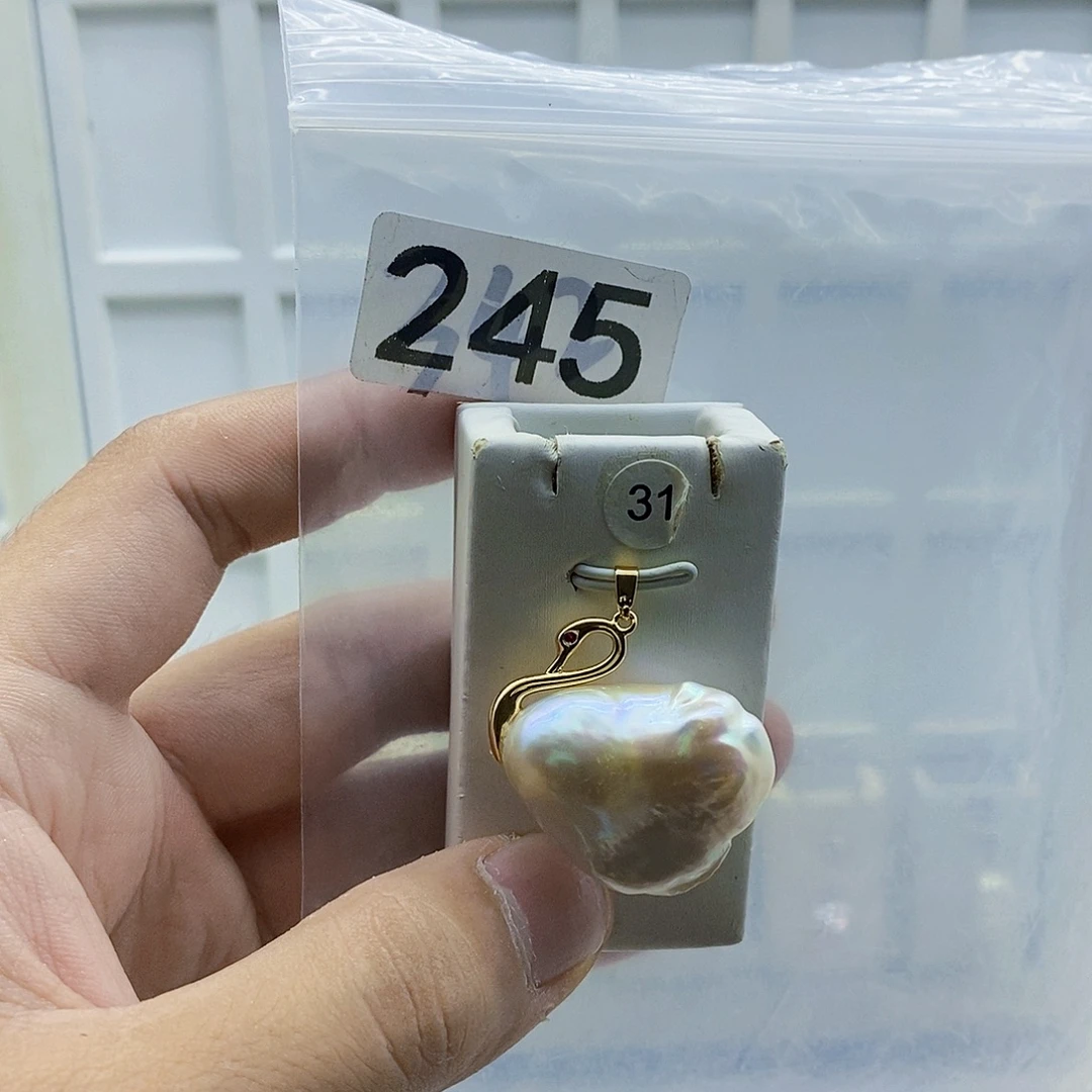 淡水珍珠颈饰合金