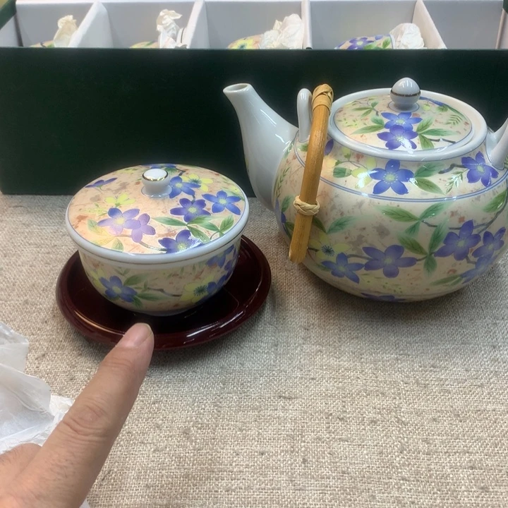 金瓷阁家的美丽瓷器