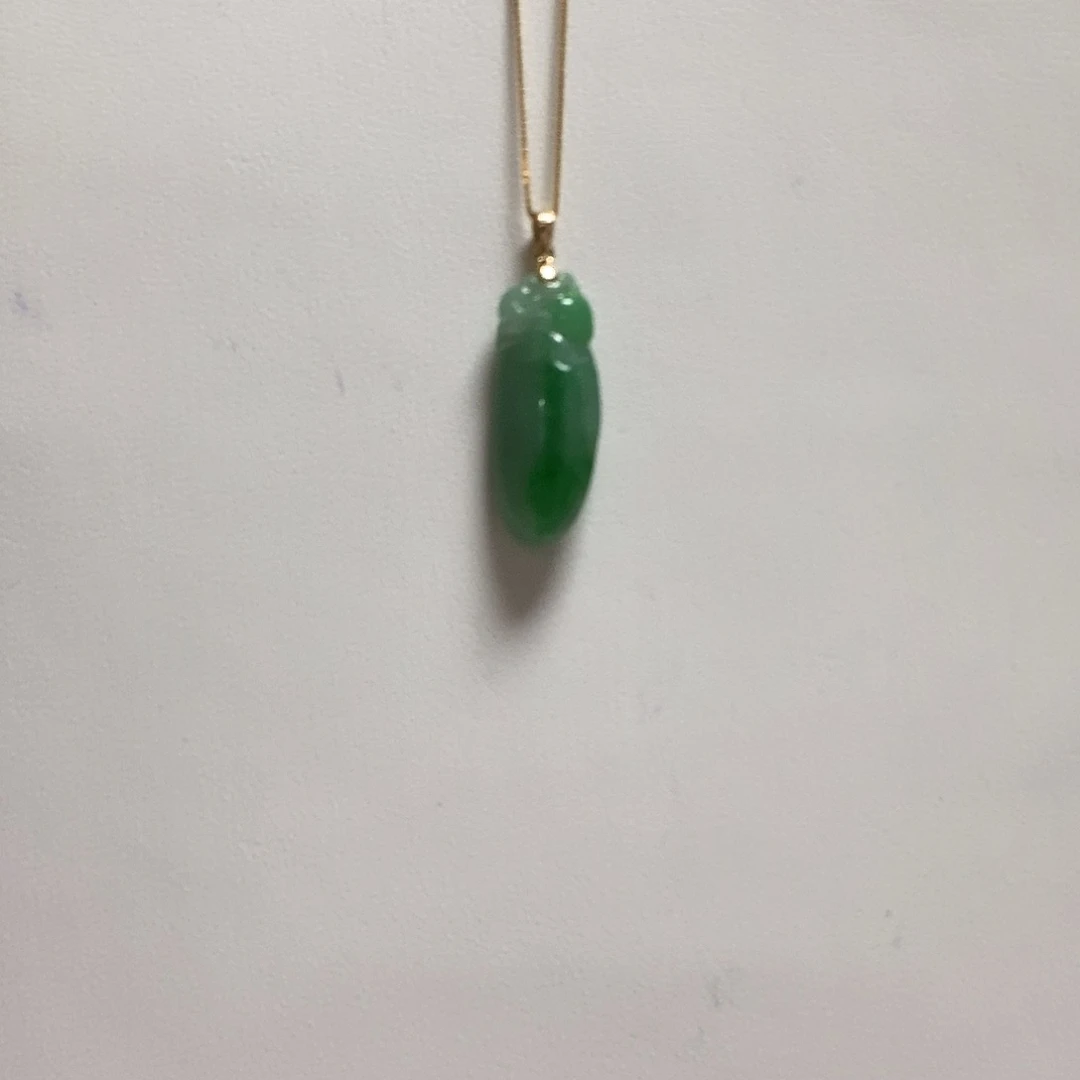 翡翠18K金镶嵌颈饰简单