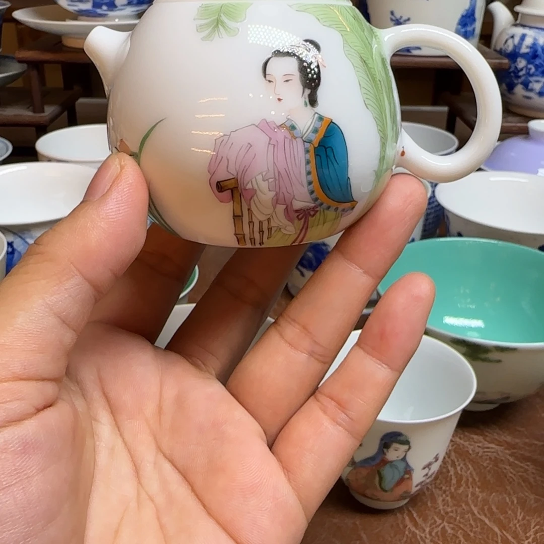 今天晚上的月亮好美