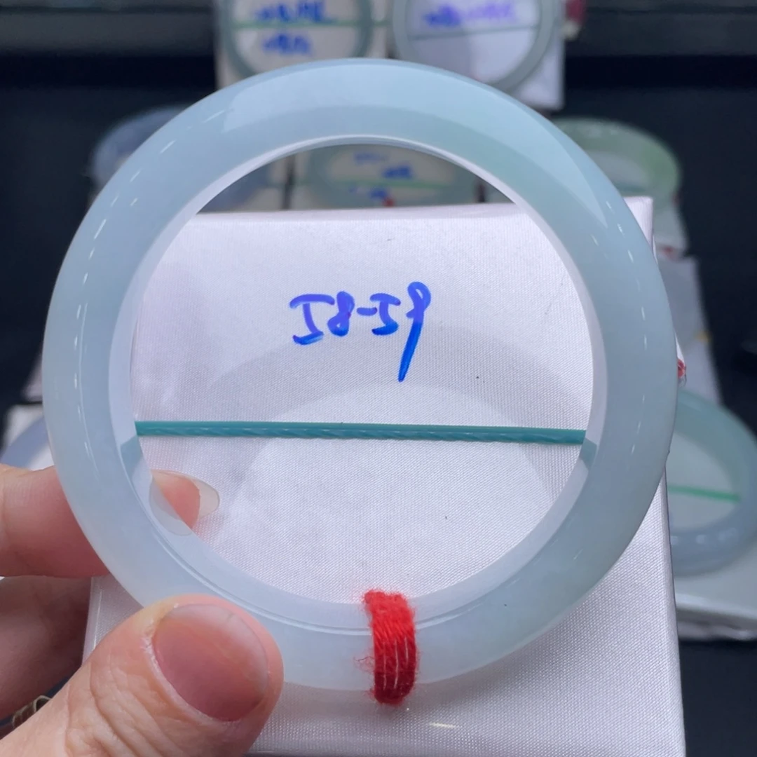 翡翠未镶嵌手镯翡翠手镯48