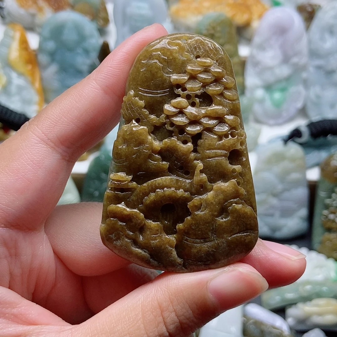 翡翠未镶嵌颈饰翡翠