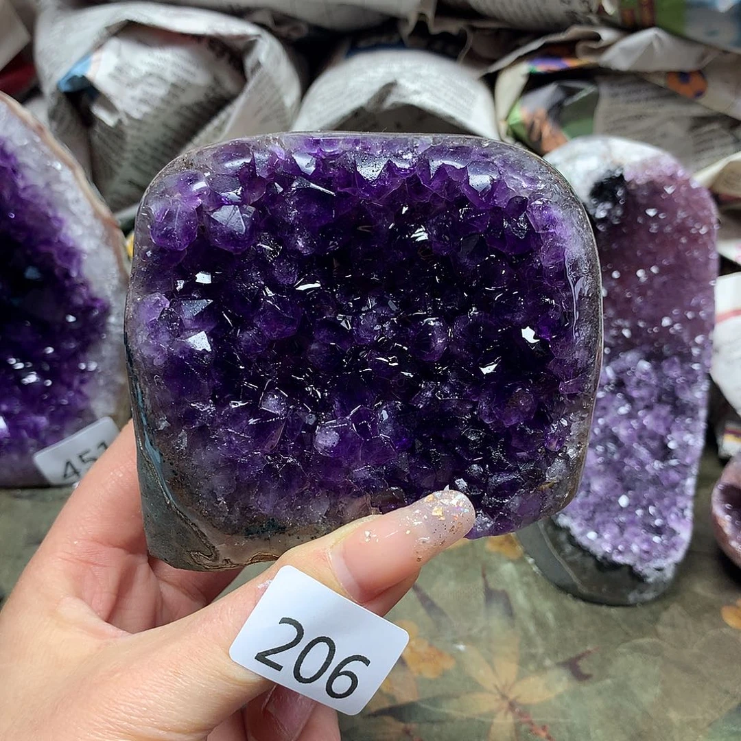 紫晶大型摆件（非配饰）未镶嵌