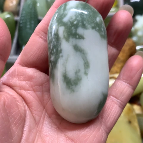 蛇纹石玉未镶嵌手把件