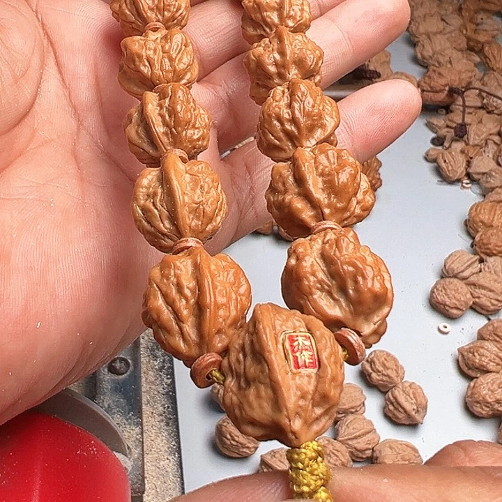 吊坠猴头核桃金蟾16战斗机