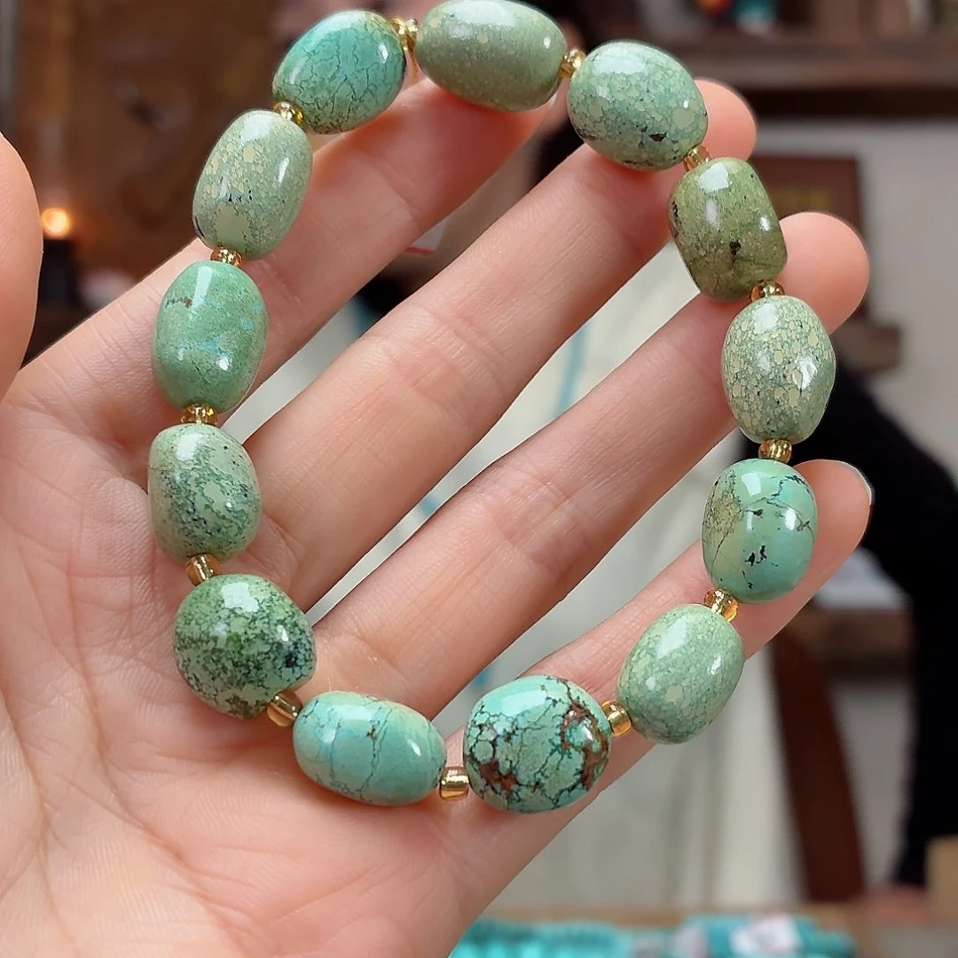 未镶嵌绿松石珠宝奇石