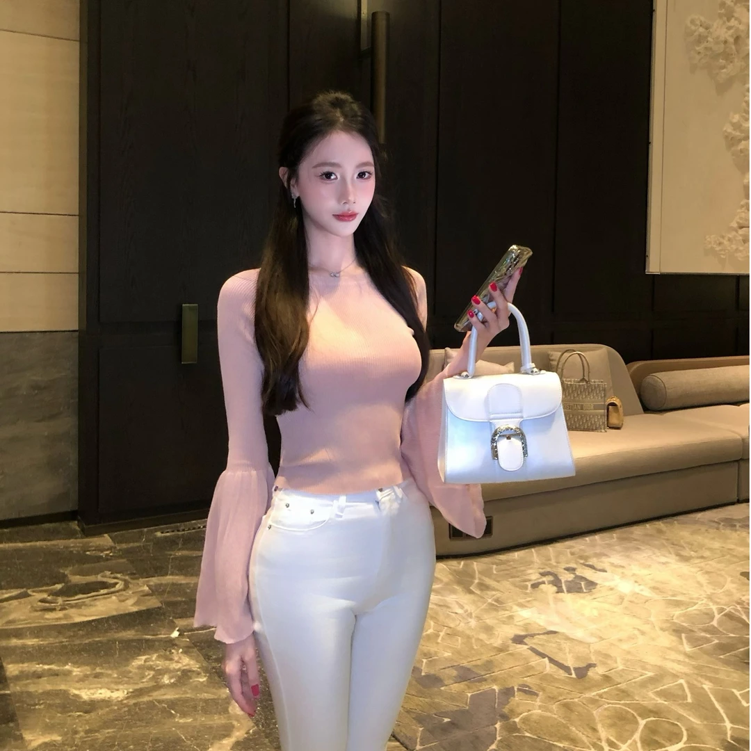 OXNA【气质佳人】2025春款气质韩系喇叭袖针织衫长袖上衣8044