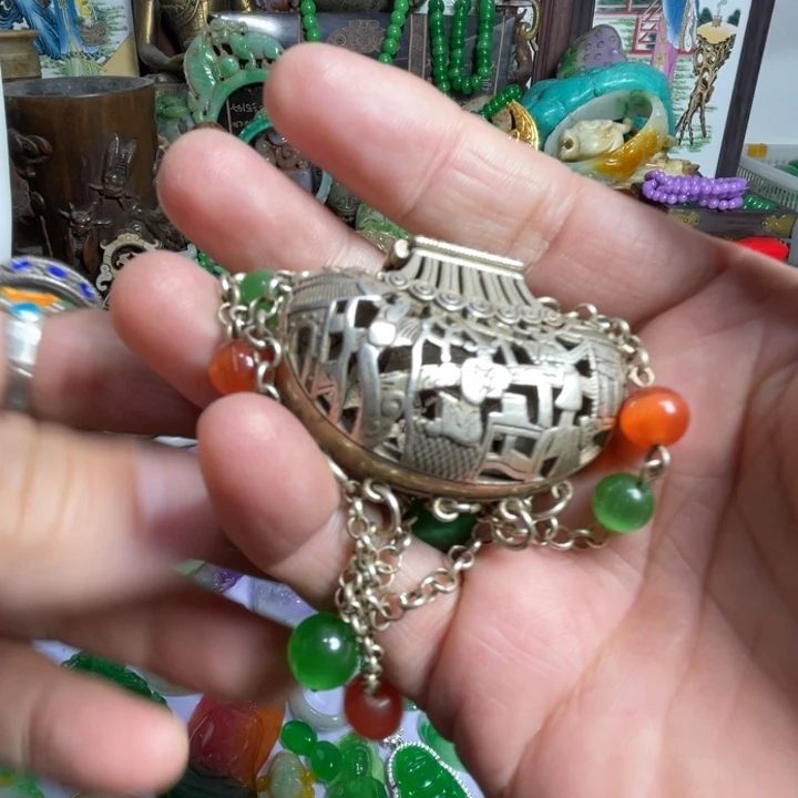 吊坠滴血莲花菩提